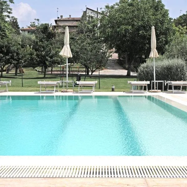 Agriturismo Borgo di Calmasino, hotel v destinaci Bardolino