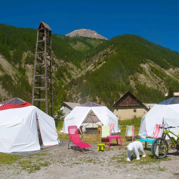 Les domes du Chalet Viso, hotel v destinaci Arvieux