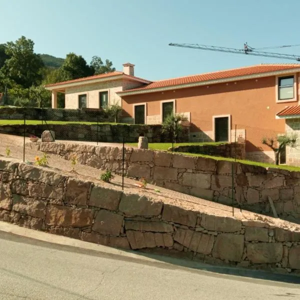 Casa dos Codessos, hotel em Ribeira de Pena