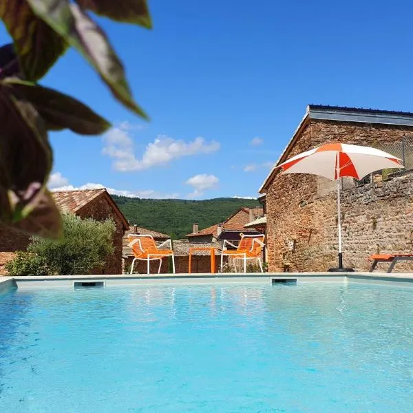 Chambres d'hôtes Vers la Croix, hotel em Leynes