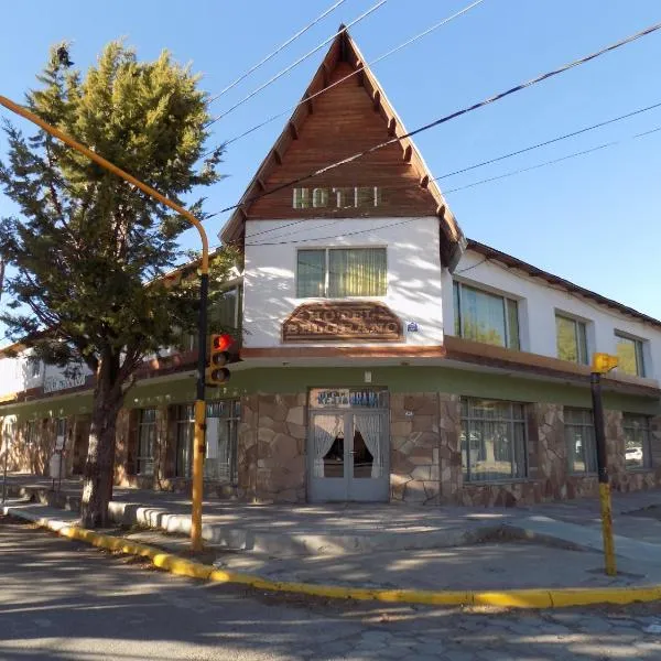 Hotel Belgrano, hotel in Perito Moreno