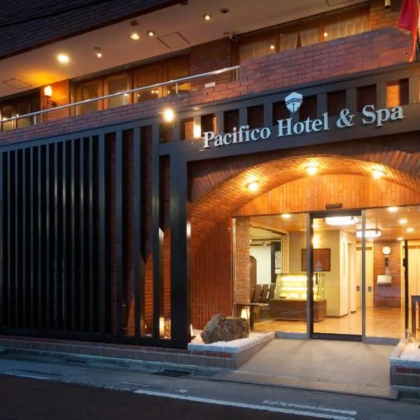 PACIFICO Hotel and Spa, hótel í Hirono