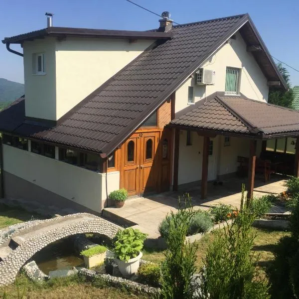 Natural House Sarajevo, ξενοδοχείο σε Dragovići