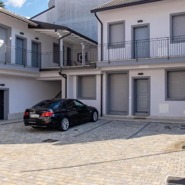 Home Hotel, hotel v destinaci Senago