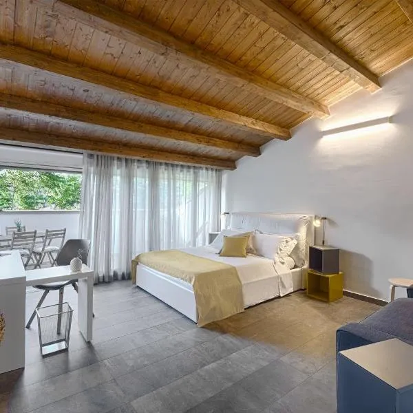 Centosedici Rooms，位于拉古萨的酒店