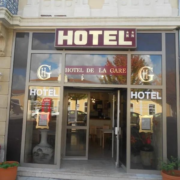 Hôtel de la Gare, hotel a Mours-Saint-EusÃ¨be