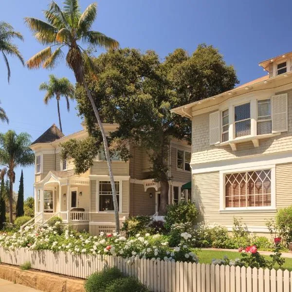 Cheshire Cat Inn & Cottages, hotel v destinaci Santa Barbara