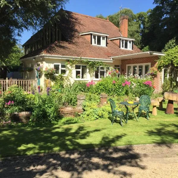 Kingswood Cottage, hotel din Lyndhurst