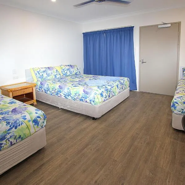 Reef Gardens Motel, hotel em Strathdickie