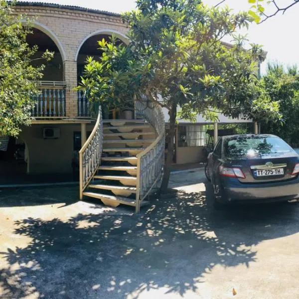 Hause, hotel v destinaci Cchaltubo