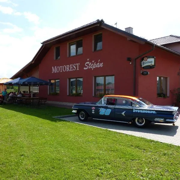 Motorest Štěpán, hôtel à Bystřice pod Lopeníkem