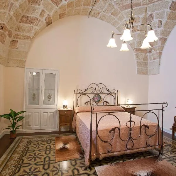 Residencefusaro appartamenti Specchia, hotel en Specchia