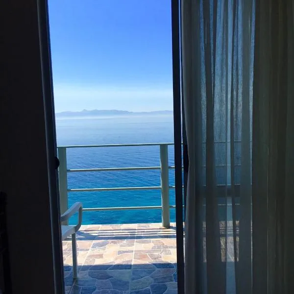 Ria mare, hotel v destinaci Qëparo