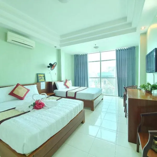 Khách sạn Trường Sơn, hotel em Trung Chánh