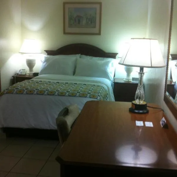 Micro Hotel Condo Suites, hotel in Quita Sueño
