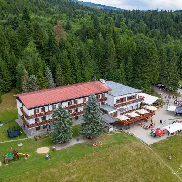 Viesnīca Hotel Polianka pilsētā Valaská