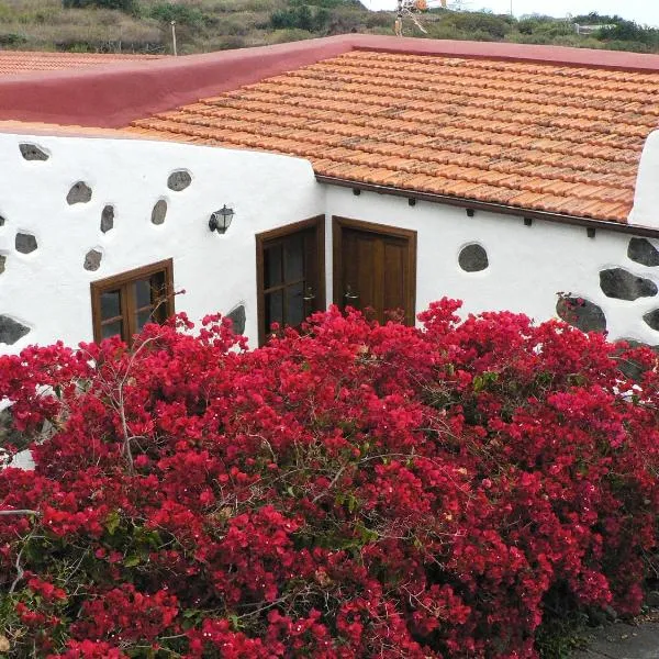 Casa Rural Los Llanillos, hotel a Frontera