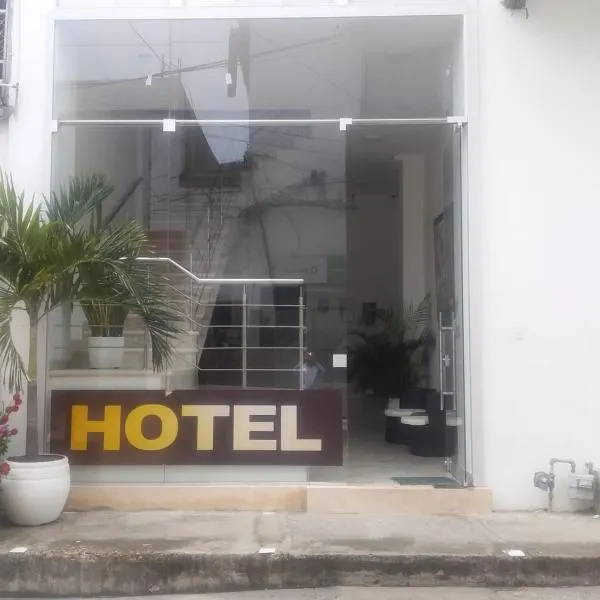 Perla De La Sabana, hotell i Corozal