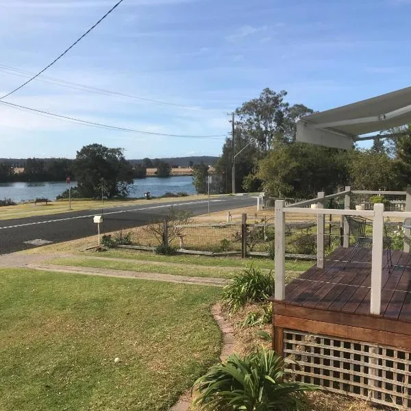 Moruya Holiday House, hotel in Moruya