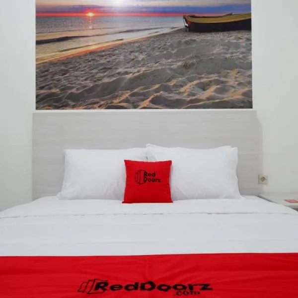 RedDoorz near Mataram University, hotel in Mataram