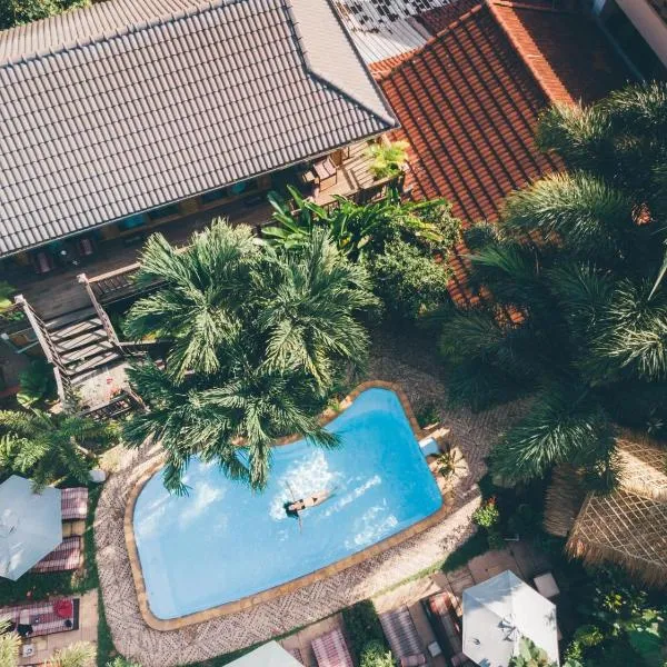 Liam's Guesthouse Adults Only, hotel v destinaci Chiang Mai