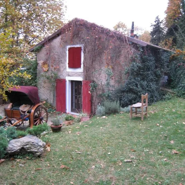 Centro Trekking A Cavallo Monte Brugiana, hotel in Massa