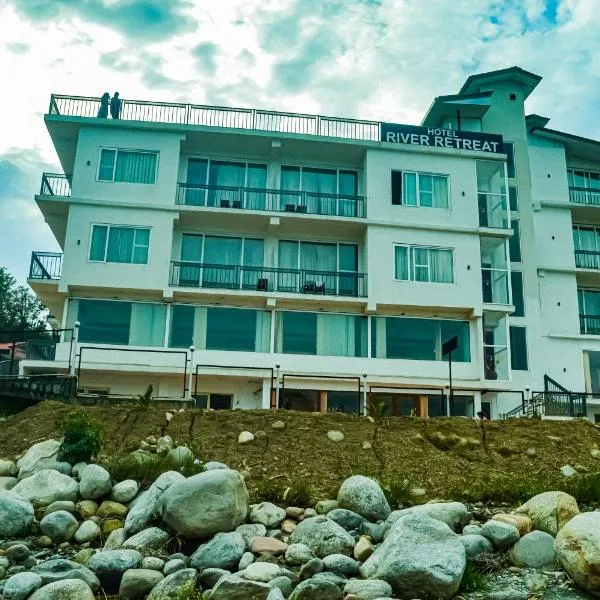 Hotel River Retreat, hotell i Kangra