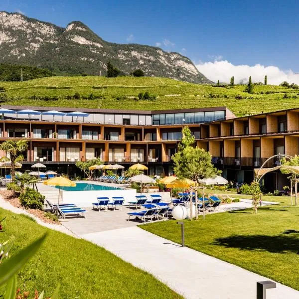 Hotel Thalhof am See, hotel di Caldaro
