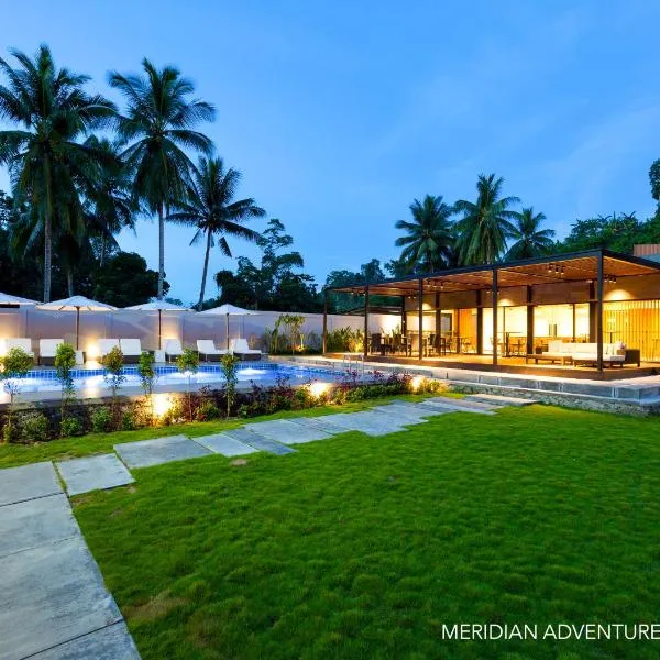 Meridian Adventure Marina Club & Resort, hotel in Tapokreng