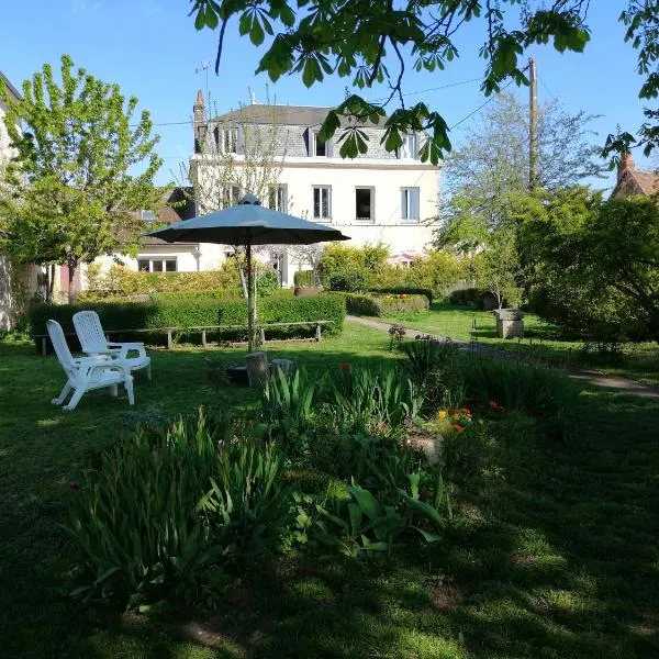 une maison à la campagne, hotel in Beaune-la-Rolande