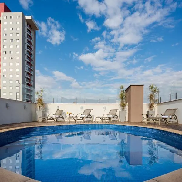 Hotel Cassino Tower Piracicaba by Nacional Inn, hotel v destinaci Piracicaba