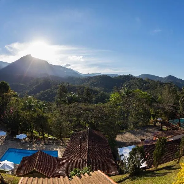 Pousada Serra da Índia, hotel v destinaci Penedo