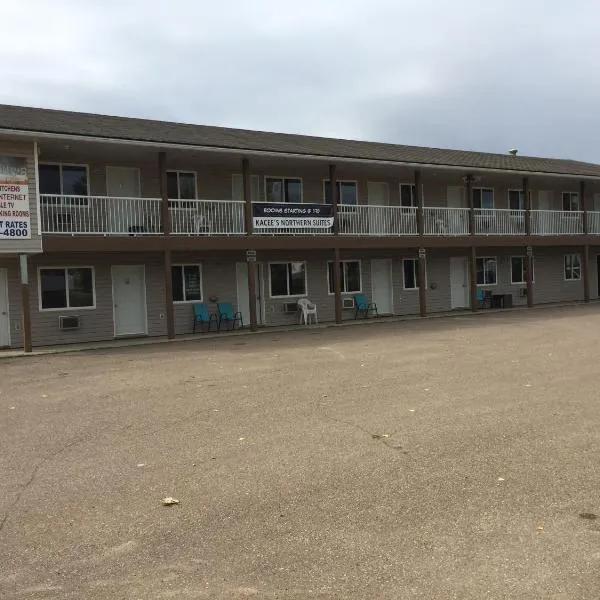 Kacee's Northern Suites, hotel in Fort Nelson