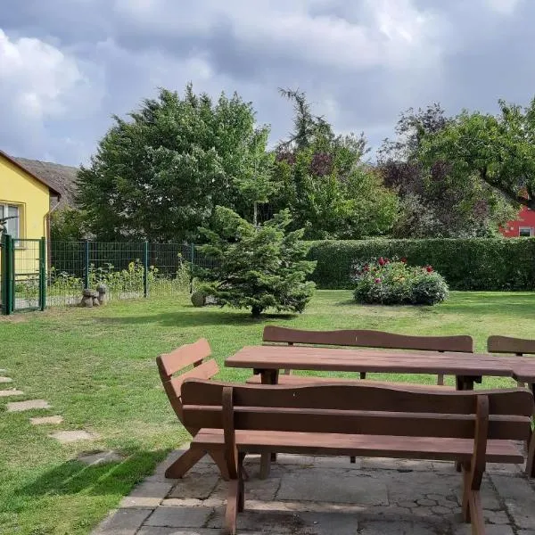 Ferienwohnung Smillenzweg mit Garten, viešbutis mieste Lomė