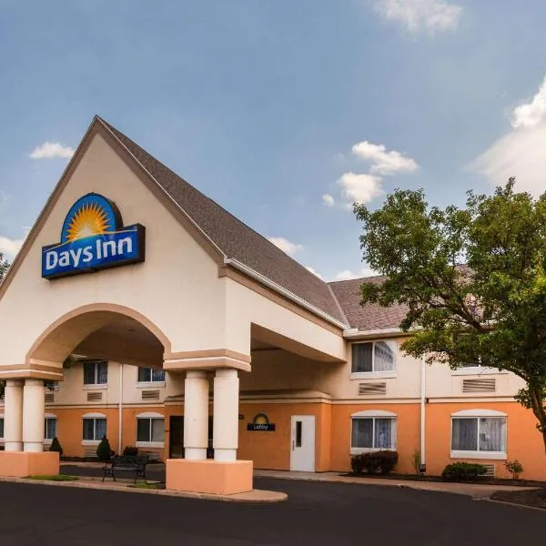 Days Inn by Wyndham Milan Sandusky South, hotel di Norwalk