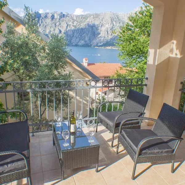 Villa Svetlana, hotel v destinaci Prčanj
