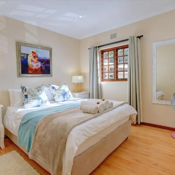 No.8 on Wright Street, hotel in George