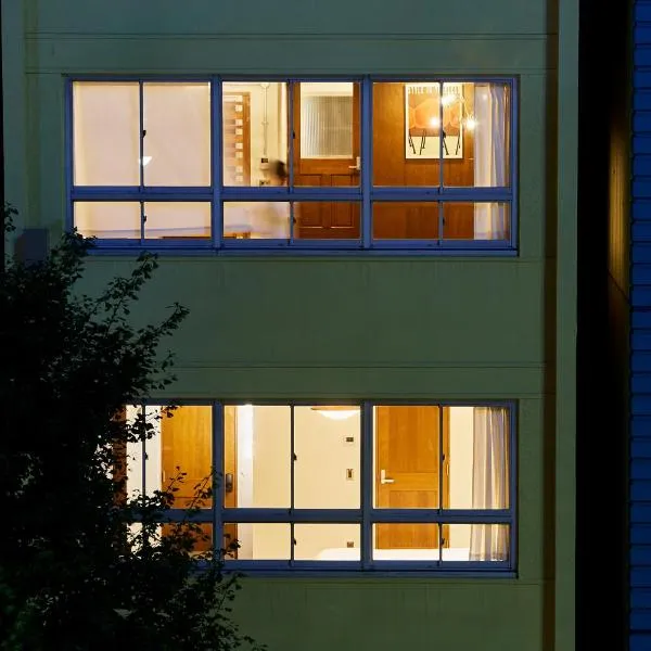 No Service Hotel, Hotel in Tokio