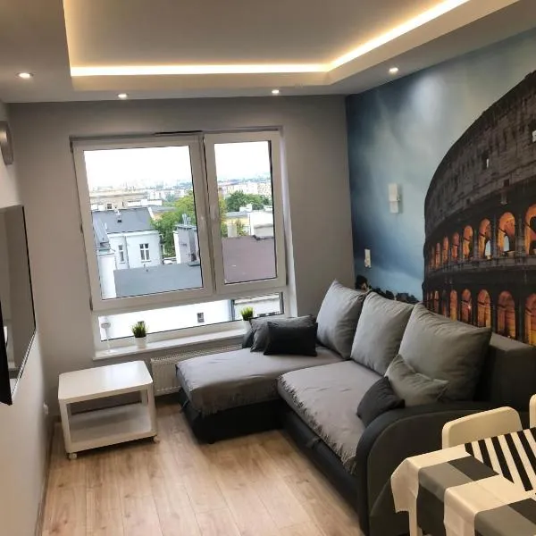 Klimatyzowany Apartament ROMA z garażem podziemnym, hotel di Kielce