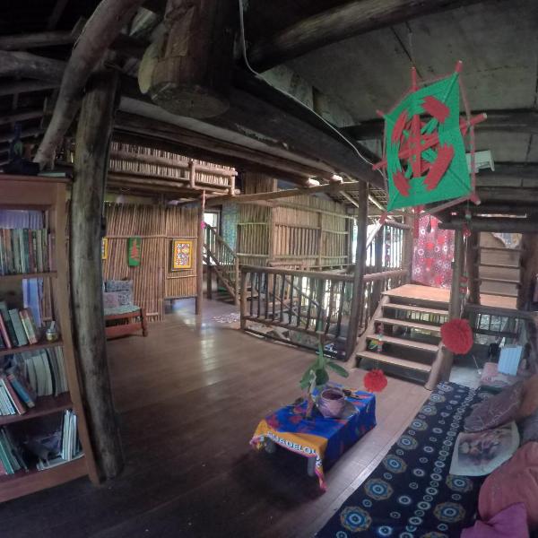 ReMo Treehouse Hostel - Foto 3