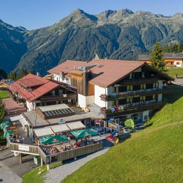 T3 Alpenhotel Garfrescha, hotel in Partenen