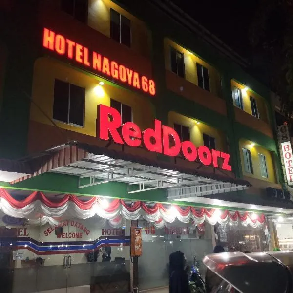 RedDoorz near Nagoya Citywalk Batam 2, hotel v destinaci Nagoya