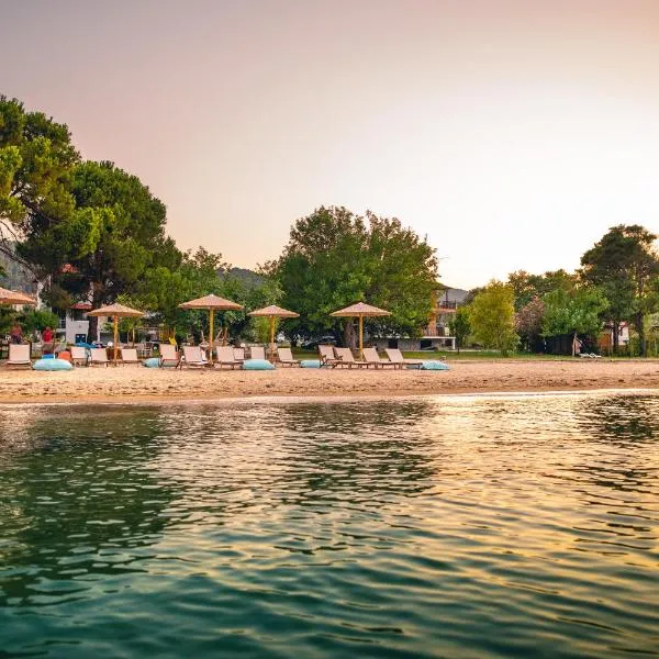 Kokkinos, hotel v destinácii Vourvourou