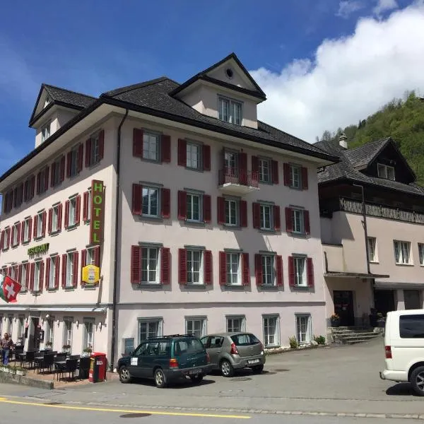 Hotel Alpina、Unterschächenのホテル