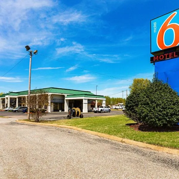 Motel 6-Covington, TN, hotell i Ripley