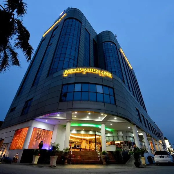 Emerald Puteri Hotel, hotel in Sungai Petani