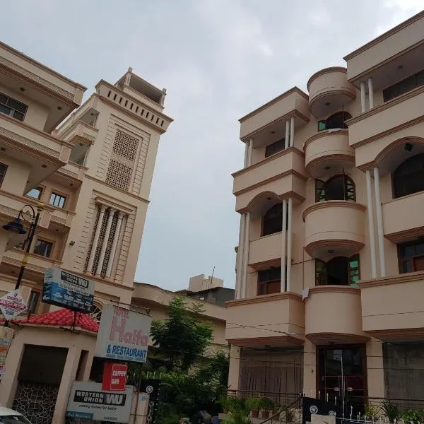 HOTEL HAIFA, viešbutis Varanasyje