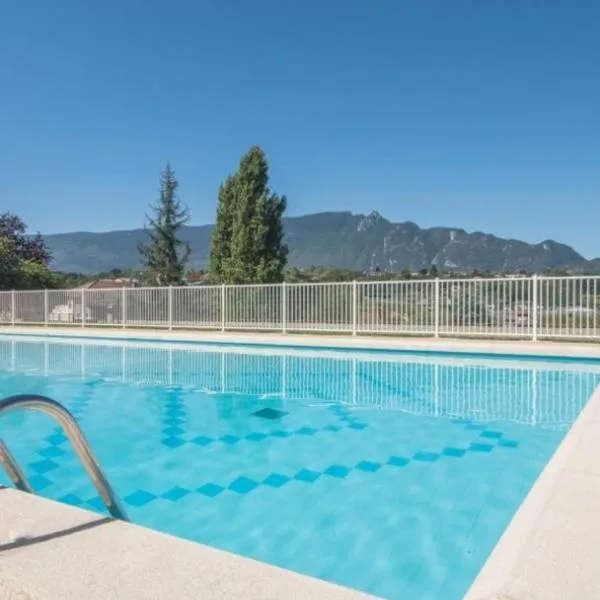 Studio moderne,parking,piscine,tennis,terrasse., khách sạn ở Aix-les-Bains