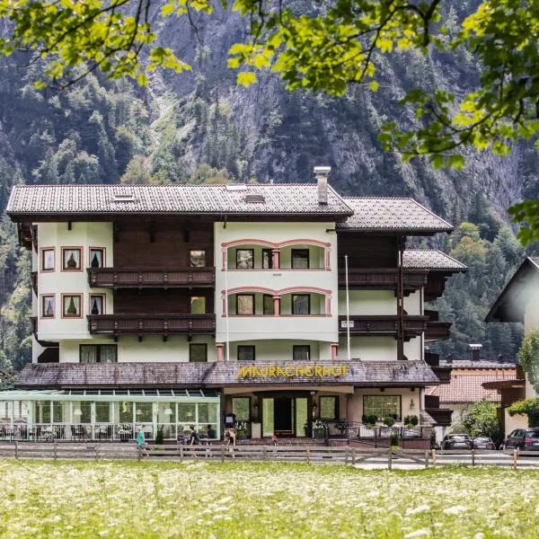 Mauracherhof, hotel v destinaci Maurach