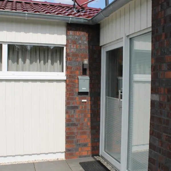 Ferienhaus am Quendorfer See Haus Nr.10、シュットルフのホテル